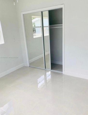 1810 SW 22nd Ave, Fort Lauderdale, FL 33312