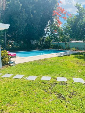 1810 SW 22nd Ave, Fort Lauderdale, FL 33312