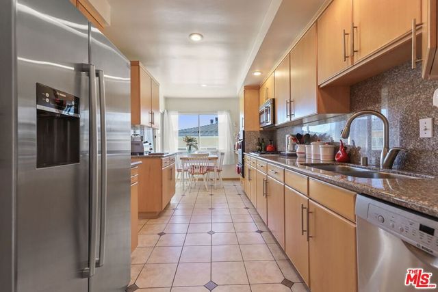 1114 23rd Street 4, Santa Monica, CA 90403