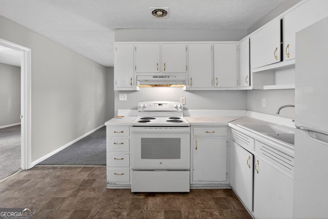 8955 Yarmouth Drive, Jonesboro, GA 30238