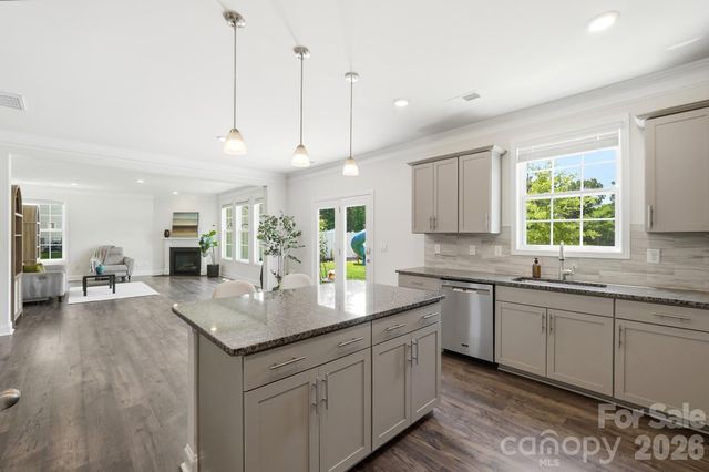 2431 Napa Terrace, Clover, SC 29710