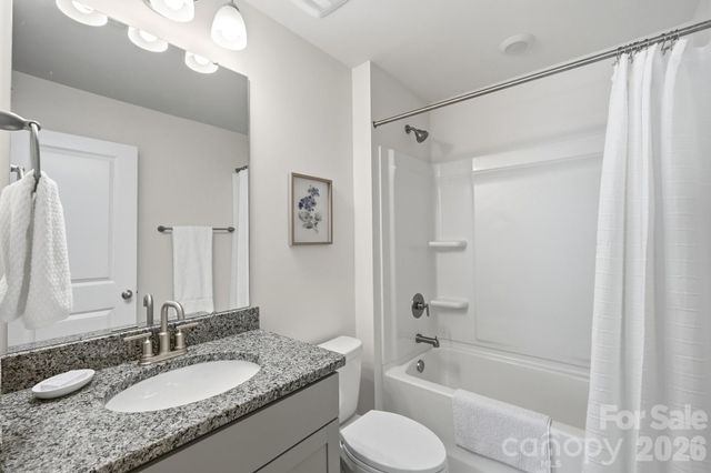 2431 Napa Terrace, Clover, SC 29710