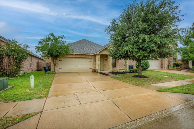 5829 Deck House Road, Fort Worth, TX 76179