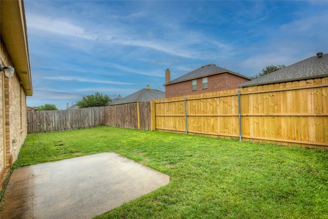 5829 Deck House Road, Fort Worth, TX 76179