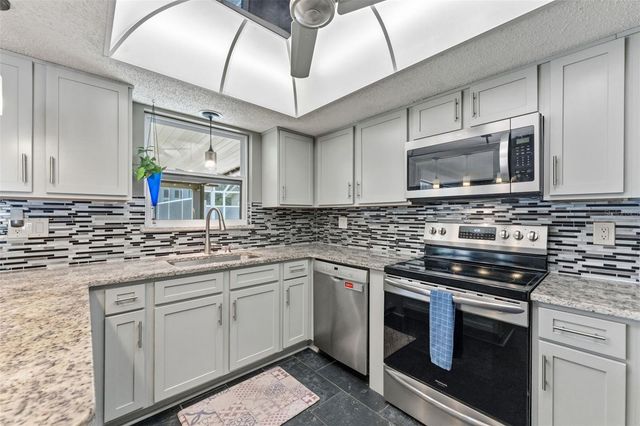 6355 SEBRING STREET, Weeki Wachee, FL 34607