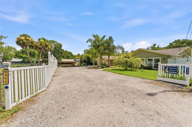 6355 SEBRING STREET, Weeki Wachee, FL 34607