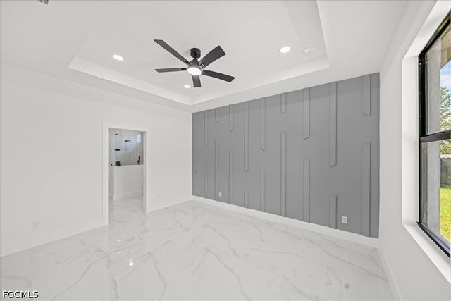 1420 NE 12th PL, Cape Coral, FL 33909