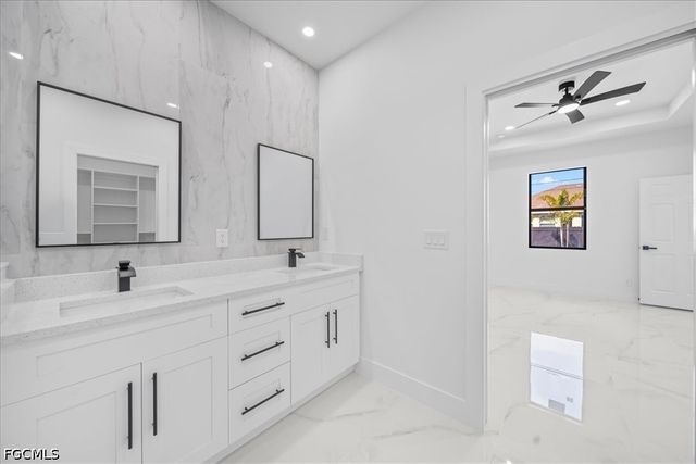 1420 NE 12th PL, Cape Coral, FL 33909