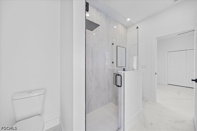 1420 NE 12th PL, Cape Coral, FL 33909