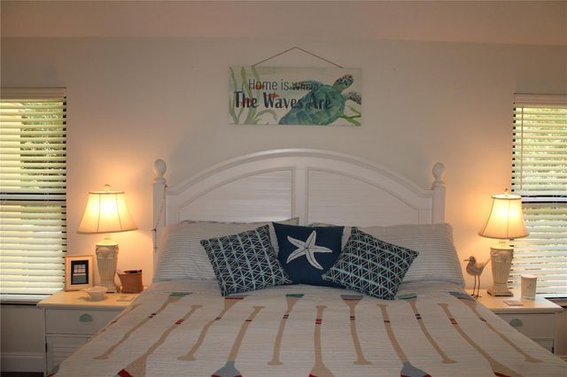 7909 4TH AVENUE W 12, Bradenton, FL 34209