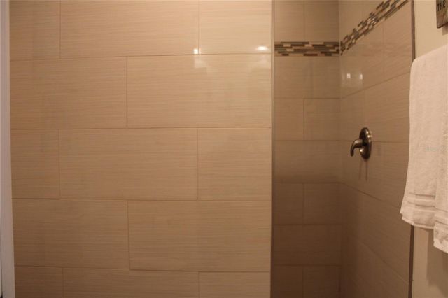 7909 4TH AVENUE W 12, Bradenton, FL 34209