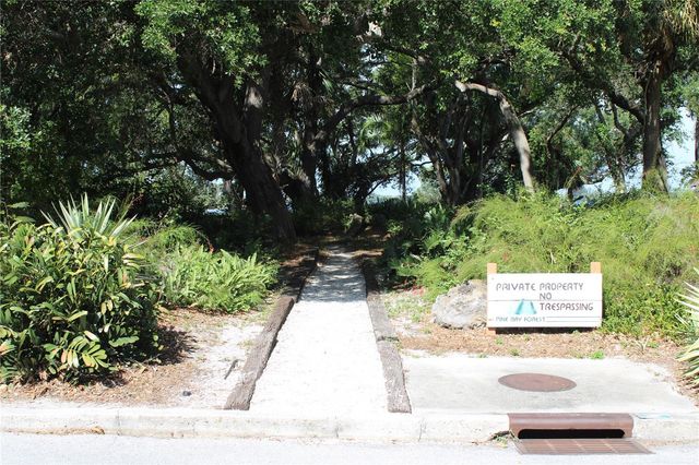 7909 4TH AVENUE W 12, Bradenton, FL 34209