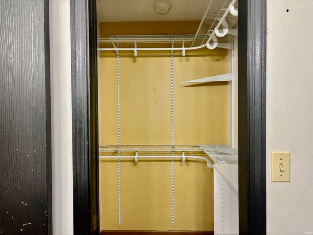 304 Georgian Lane, Logansport, IN 46947