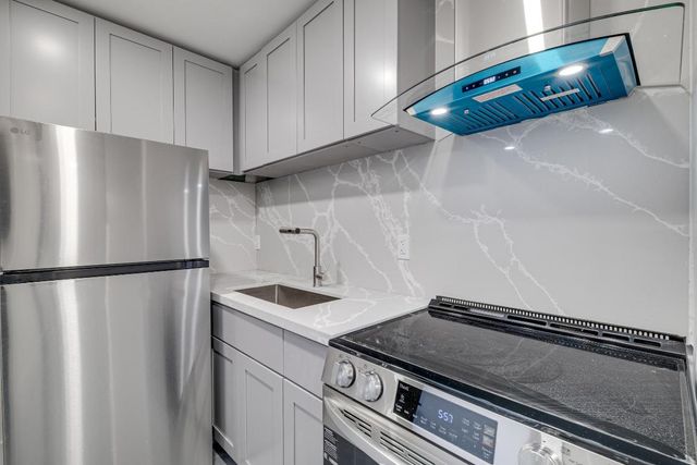 1126 NW 4th Avenue 1-2, Fort Lauderdale, FL 33311