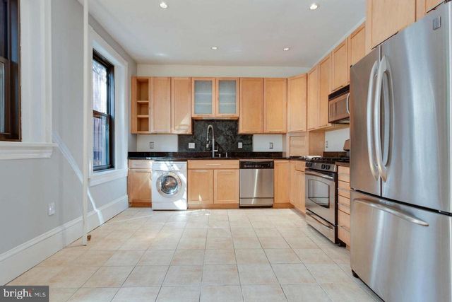 1419 R St NW Apt 33, Washington, DC 20009