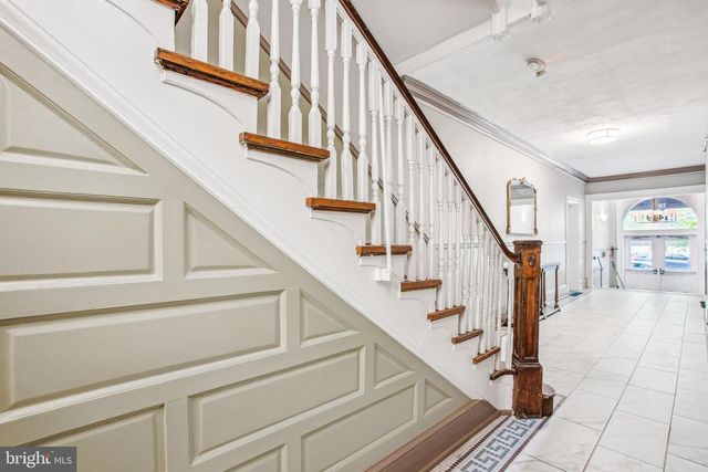 1419 R St NW Apt 33, Washington, DC 20009