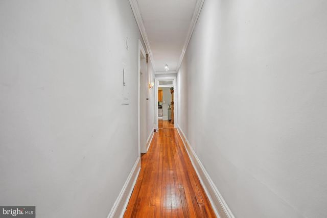 1419 R St NW Apt 33, Washington, DC 20009