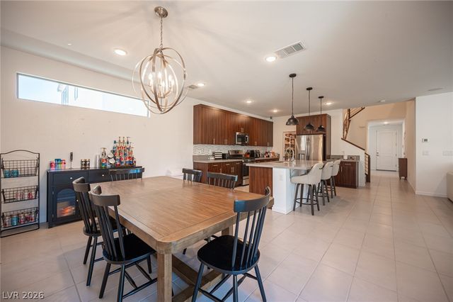 524 Grand Cascade Place, North Las Vegas, NV 89084