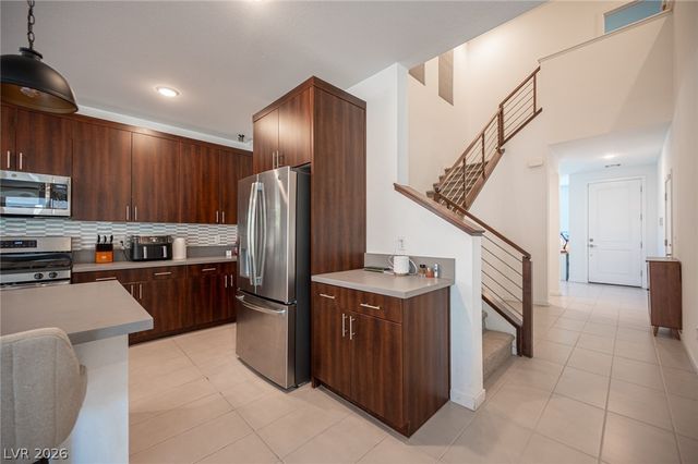 524 Grand Cascade Place, North Las Vegas, NV 89084