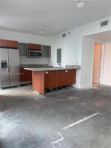 185 SW 7th Street 3900, Miami, FL 33130