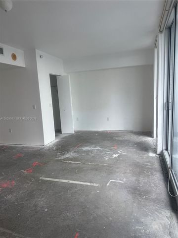 185 SW 7th Street 3900, Miami, FL 33130