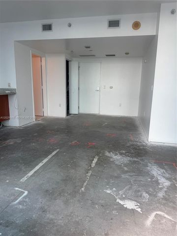 185 SW 7th Street 3900, Miami, FL 33130
