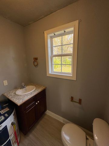 1720 N Fremont Avenue, Springfield, MO 65803