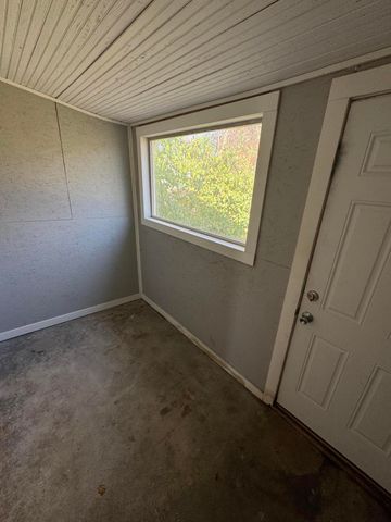 1720 N Fremont Avenue, Springfield, MO 65803