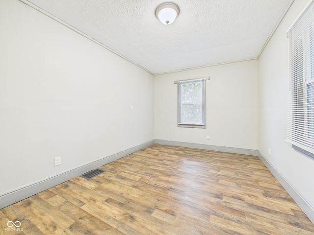 1611 Nichol Avenue, Anderson, IN 46016