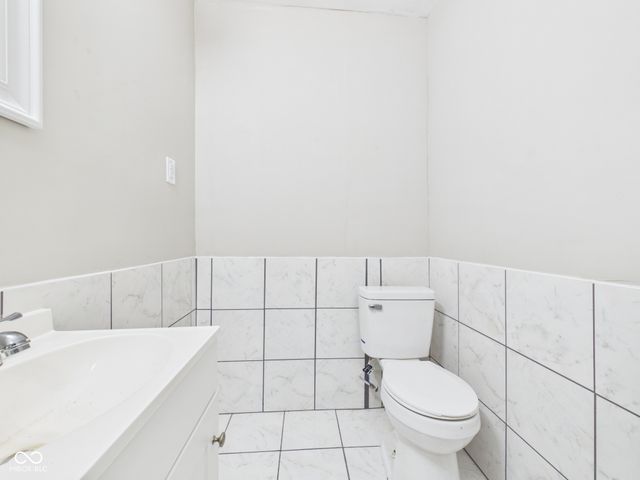 1611 Nichol Avenue, Anderson, IN 46016