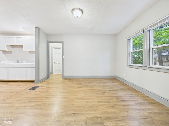 1611 Nichol Avenue, Anderson, IN 46016