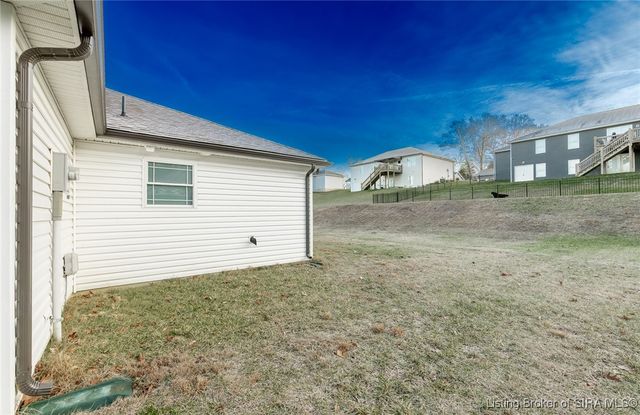 4105 Cedar Creek Court, Floyds Knobs, IN 47119