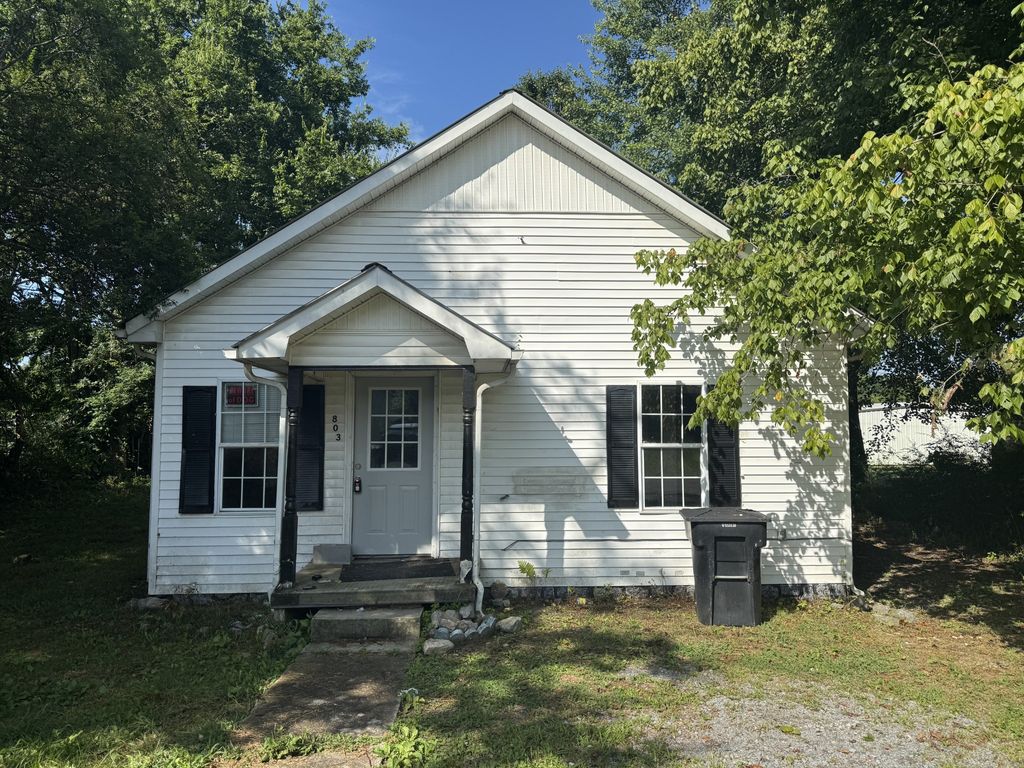 803 N Washington St, Tullahoma, TN 37388