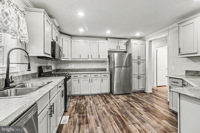 38 S ELMER AVE, Halifax, PA 17032