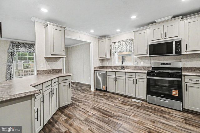 38 S ELMER AVE, Halifax, PA 17032