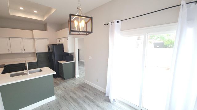 511 W Dennis Court, Tempe, AZ 85283