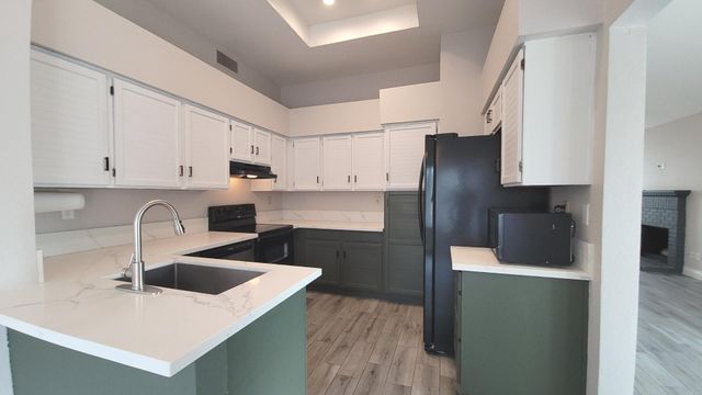 511 W Dennis Court, Tempe, AZ 85283