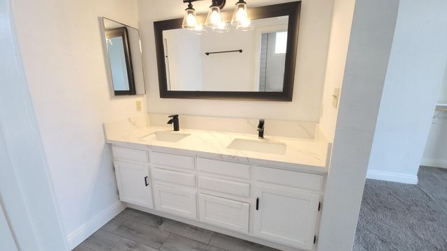 511 W Dennis Court, Tempe, AZ 85283