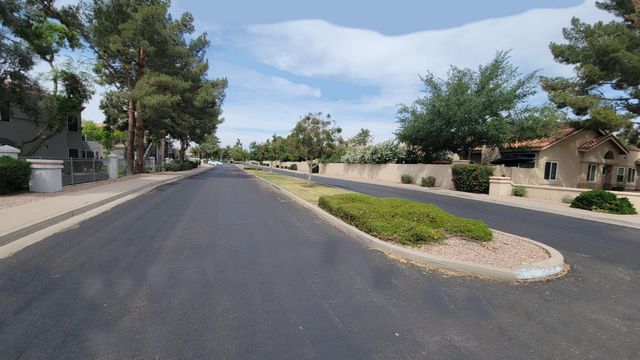 511 W Dennis Court, Tempe, AZ 85283