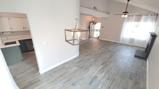 511 W Dennis Court, Tempe, AZ 85283