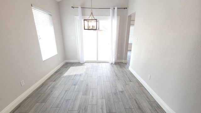511 W Dennis Court, Tempe, AZ 85283