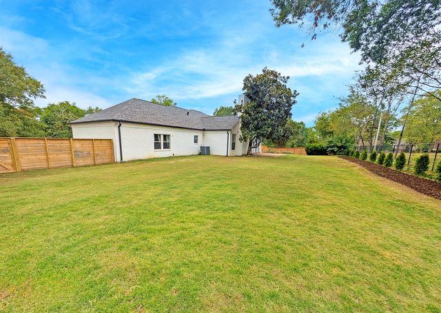 6436 Worchester Dr, Nashville, TN 37221