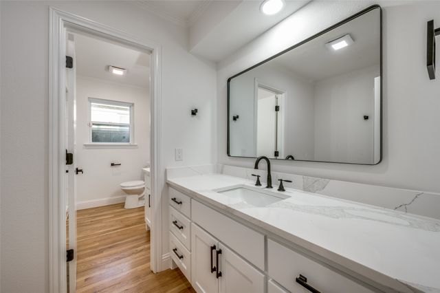 7018 Deloache, Dallas, TX 75225