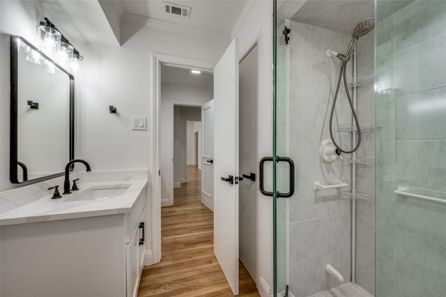 7018 Deloache, Dallas, TX 75225