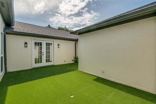 7018 Deloache, Dallas, TX 75225
