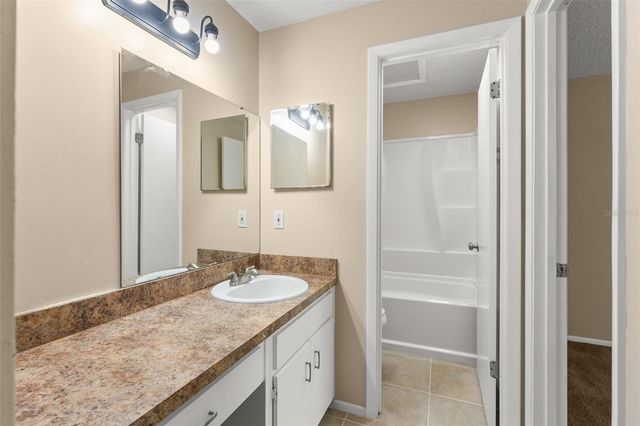 4623 RING NECK ROAD B-1, Orlando, FL 32808