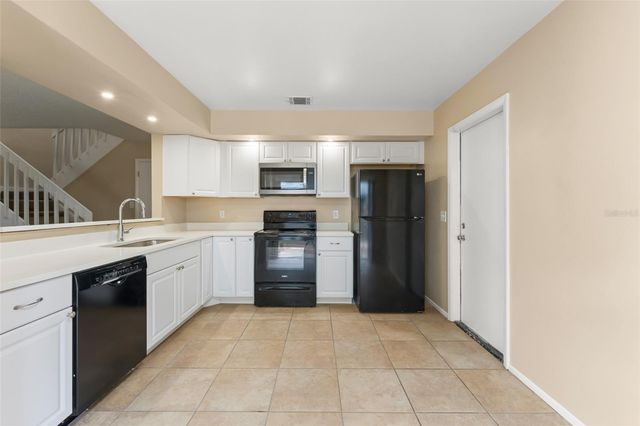 4623 RING NECK ROAD B-1, Orlando, FL 32808