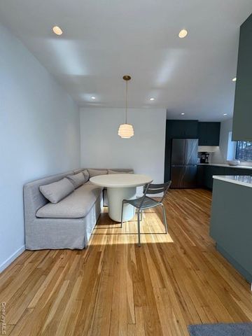 14 Park Circle, Quogue, NY 11959