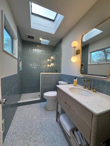 14 Park Circle, Quogue, NY 11959