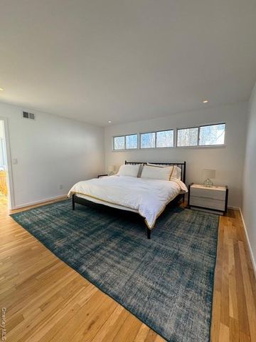 14 Park Circle, Quogue, NY 11959